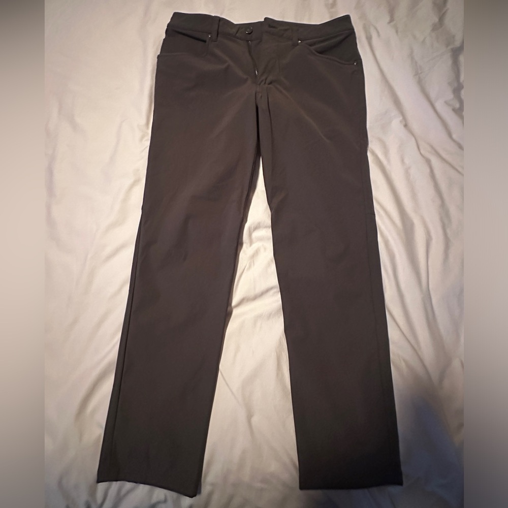 Lululemon Forest Green Commission Classic Fit Pants